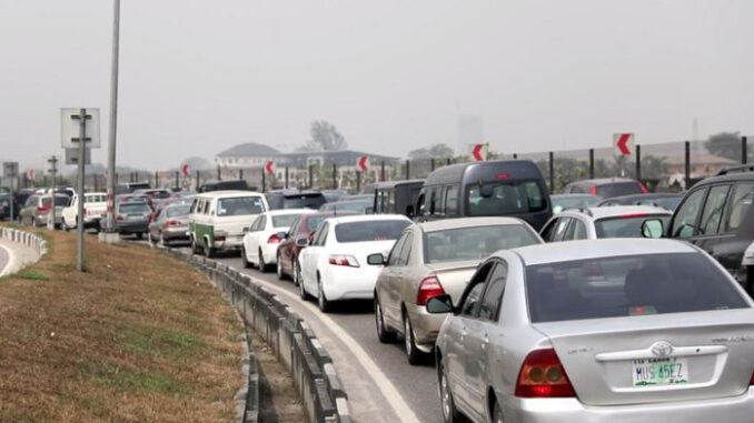FG Orders Immediate Reopening Of Independence Bridge In Lagos To Ease The Crazy Traffic